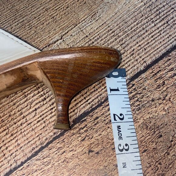 Miu Miu cream Kitten Heel Gold Studded Slip On Sandals Sz 40 - Picture 4 of 15